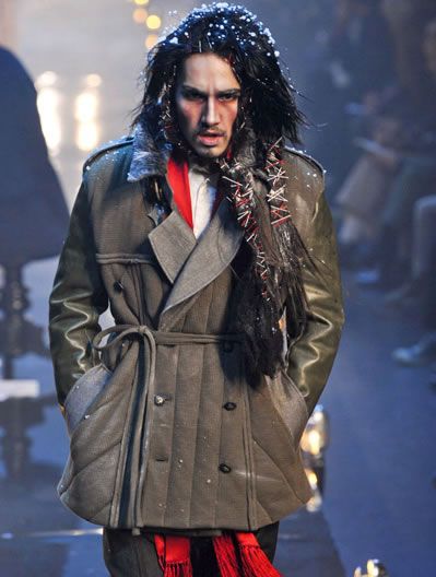 Galliano11秋冬男裝 復古時髦的戲劇化表演